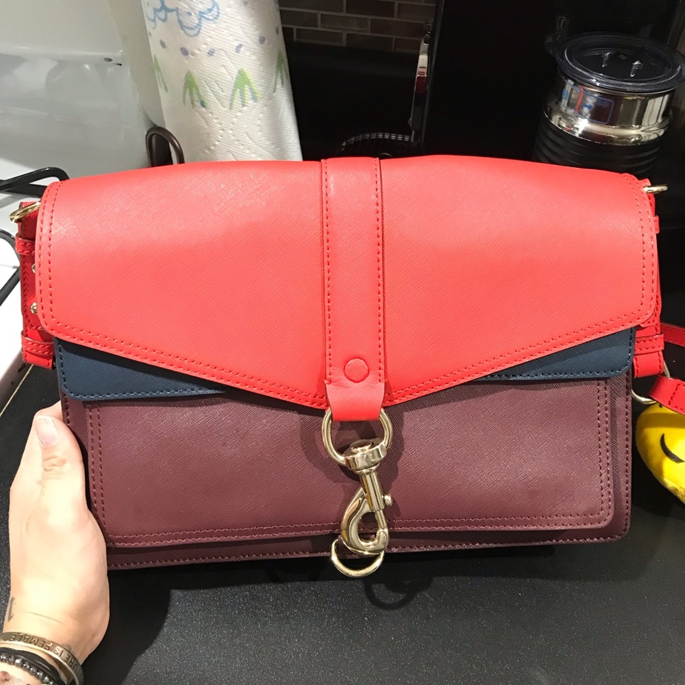 🎒Red Rebecca Minkoff  bag!! 💄💃🏻🎒